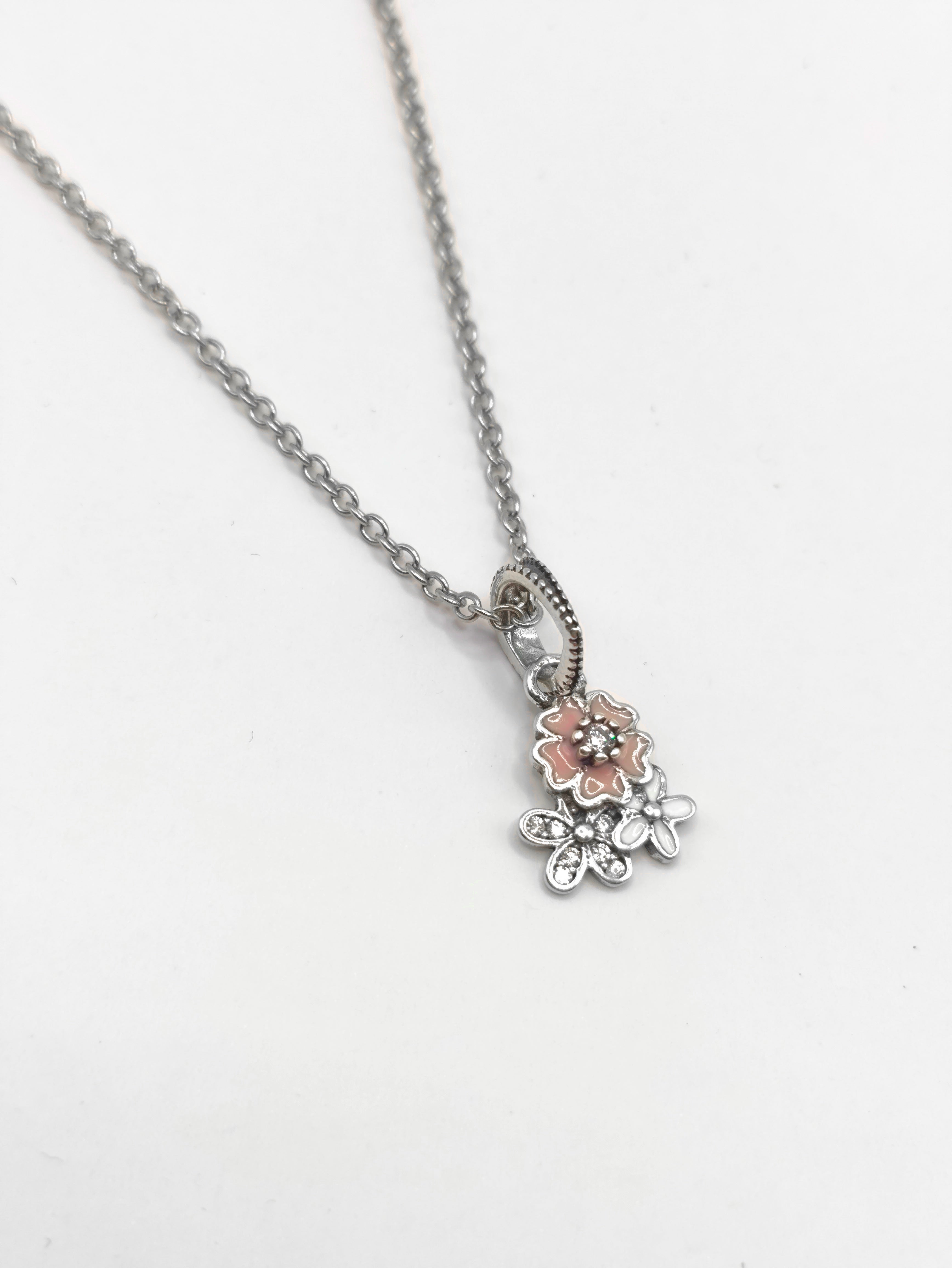Collar Trío de Flores – Plata 925